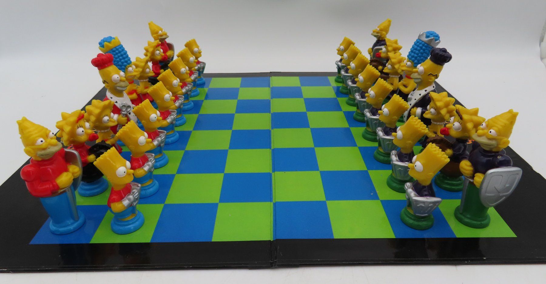 Spiele: Simpson 3D Schach von à la carte – Gebraucht aus Reinach BL von WBZ-Flohmarkt 5