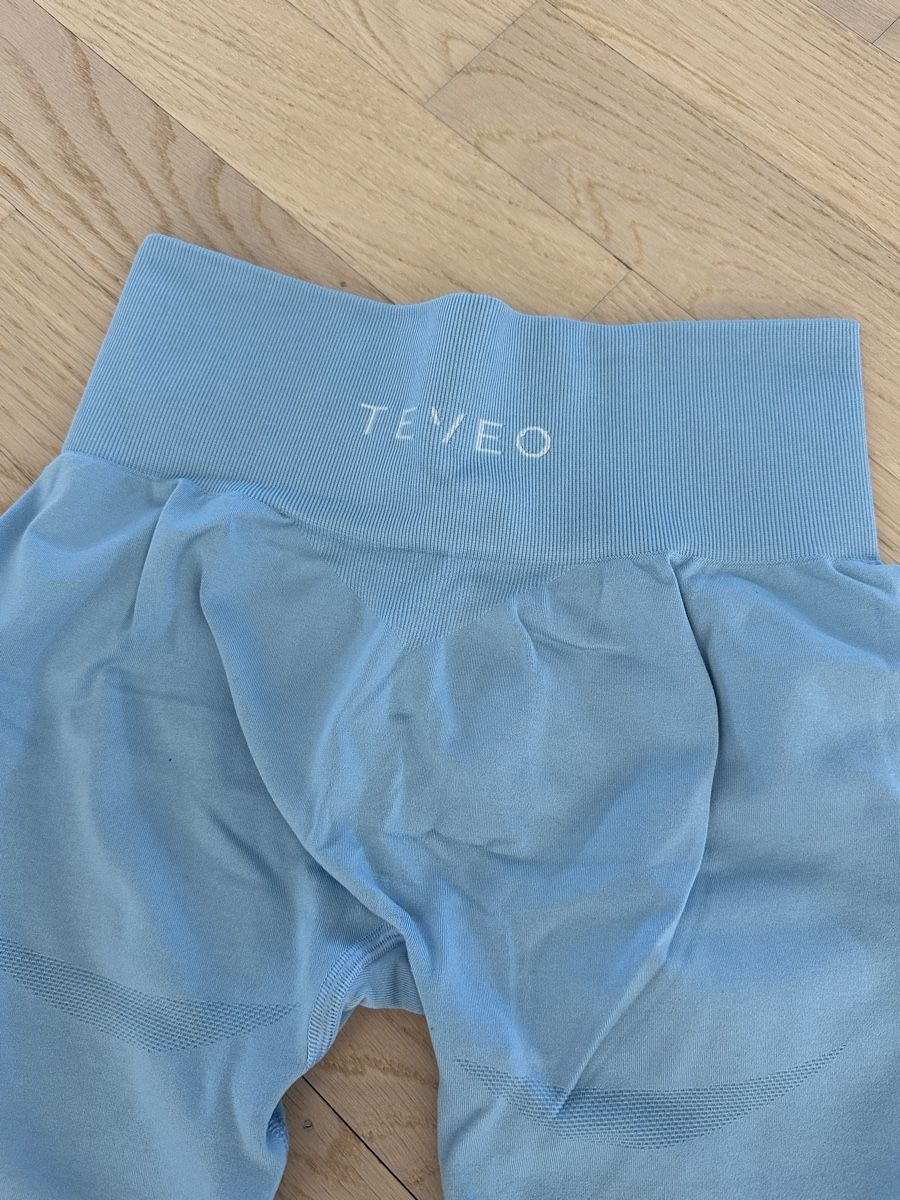 Leggings: Teveo Leggins Set  – Usato da Pratteln venduto da e.g.99 7