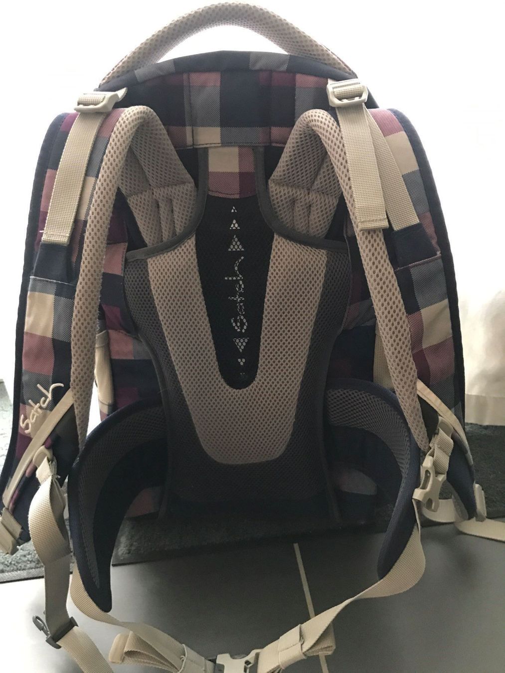 Satch Borse & Zaini: Satch Schulthek Rucksack – Usato da Oberweningen venduto da Jogi2 2
