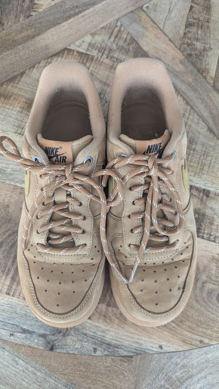 Nike Scarpe da uomo: Nike Schuhe Gr. 38 – Usato da Birr venduto da Liv_Nina 1
