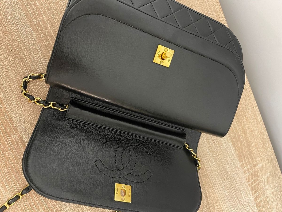 Chanel Borse: Timeless Chanel – Usato da Luzern venduto da ElenaMartta 4
