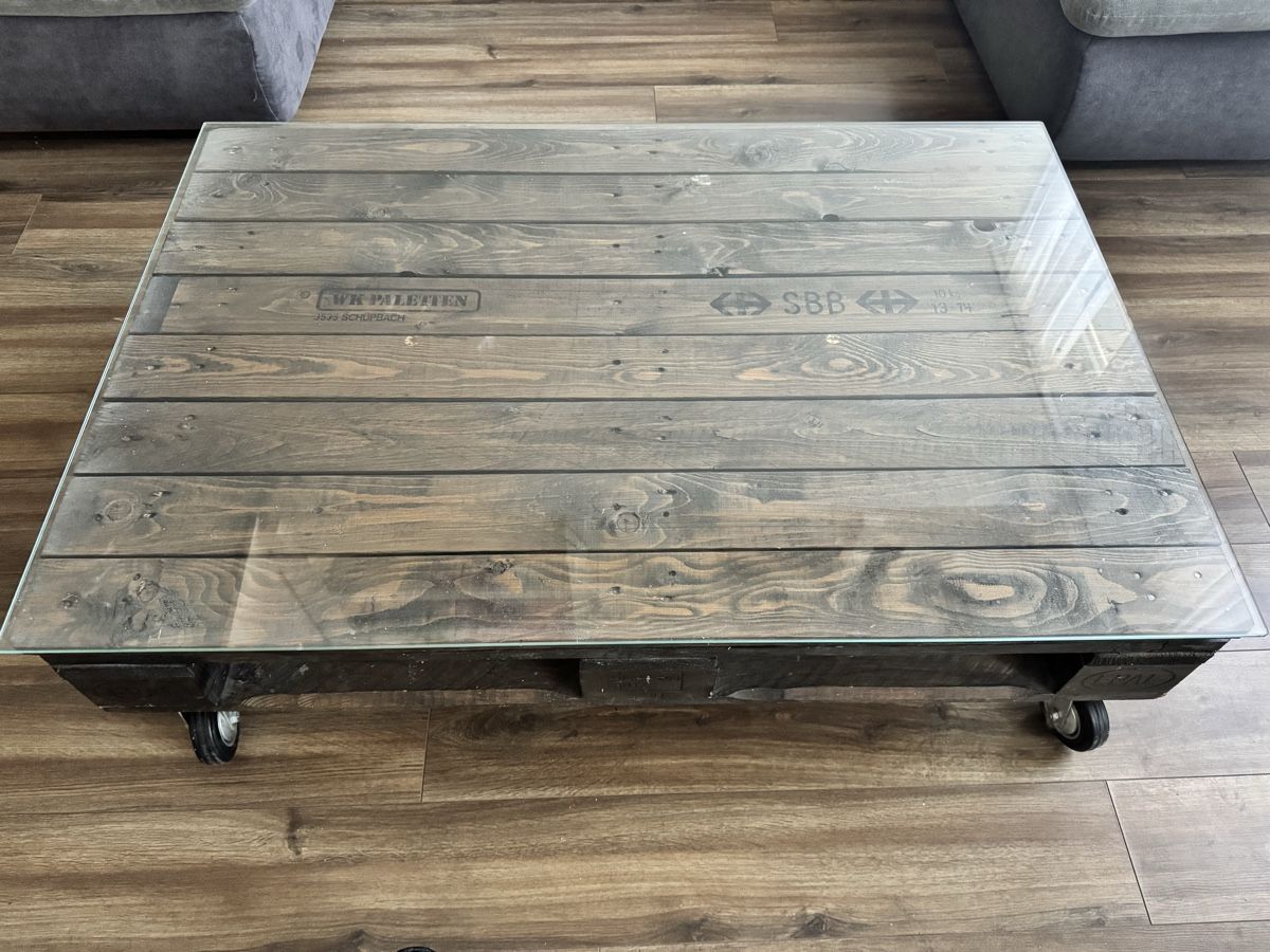 Tavoli: Table basse palette en bois, avec vitre - Unique! – Usato da Biel/Bienne venduto da assura 3