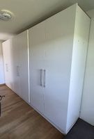 Hochwertiger Schreiner-Schrank (361,5 cm breit)