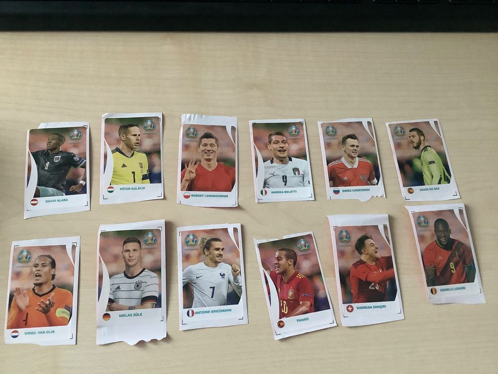 Panini Coca Cola Stickers / 2018 + 2020 (Gebraucht) in für CHF 0.6 ...