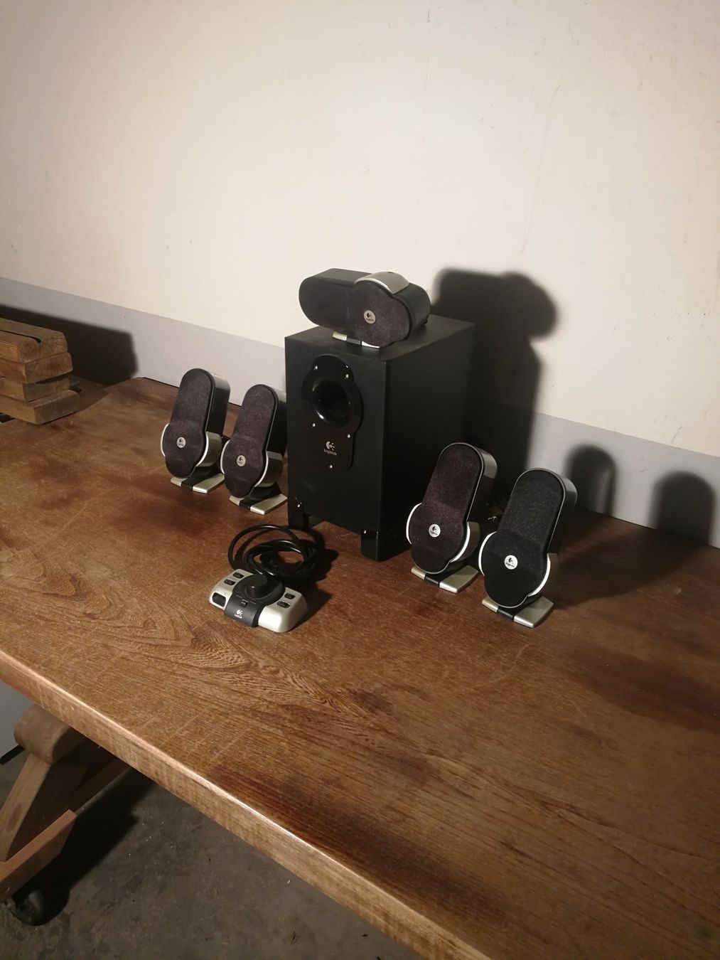 Logitech Casse acustiche: Logitech G51 système de haut-parleur – Usato da Portalban venduto da Deuxieme-vie 2