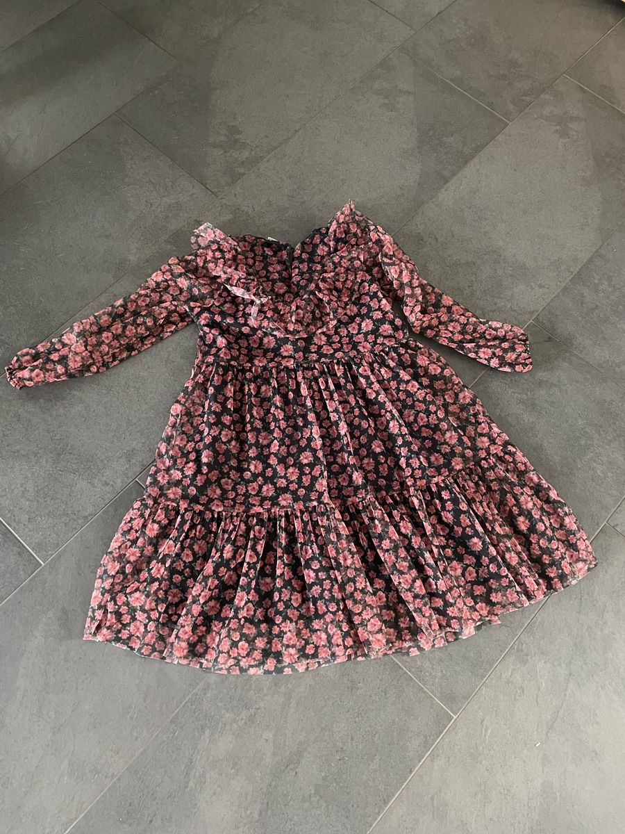 Zara Vestiti & Gonne: Festliches Kleid von Zara – Usato da Balgach venduto da sei_s6d7