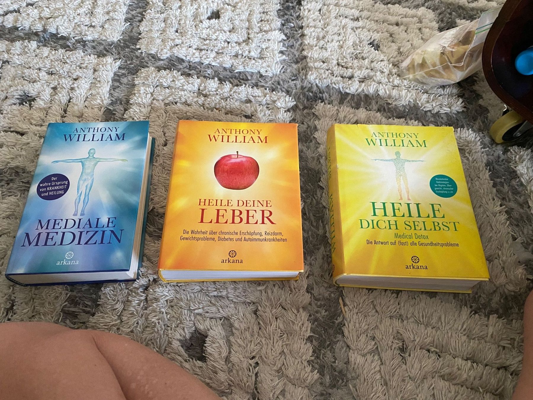 Bücher: Antony Williams Bücher – Gebraucht aus Zuzgen von tw7_rcv9