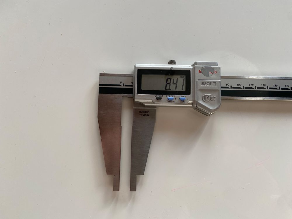 Messschieber / Schieblehre analog 0-300mm