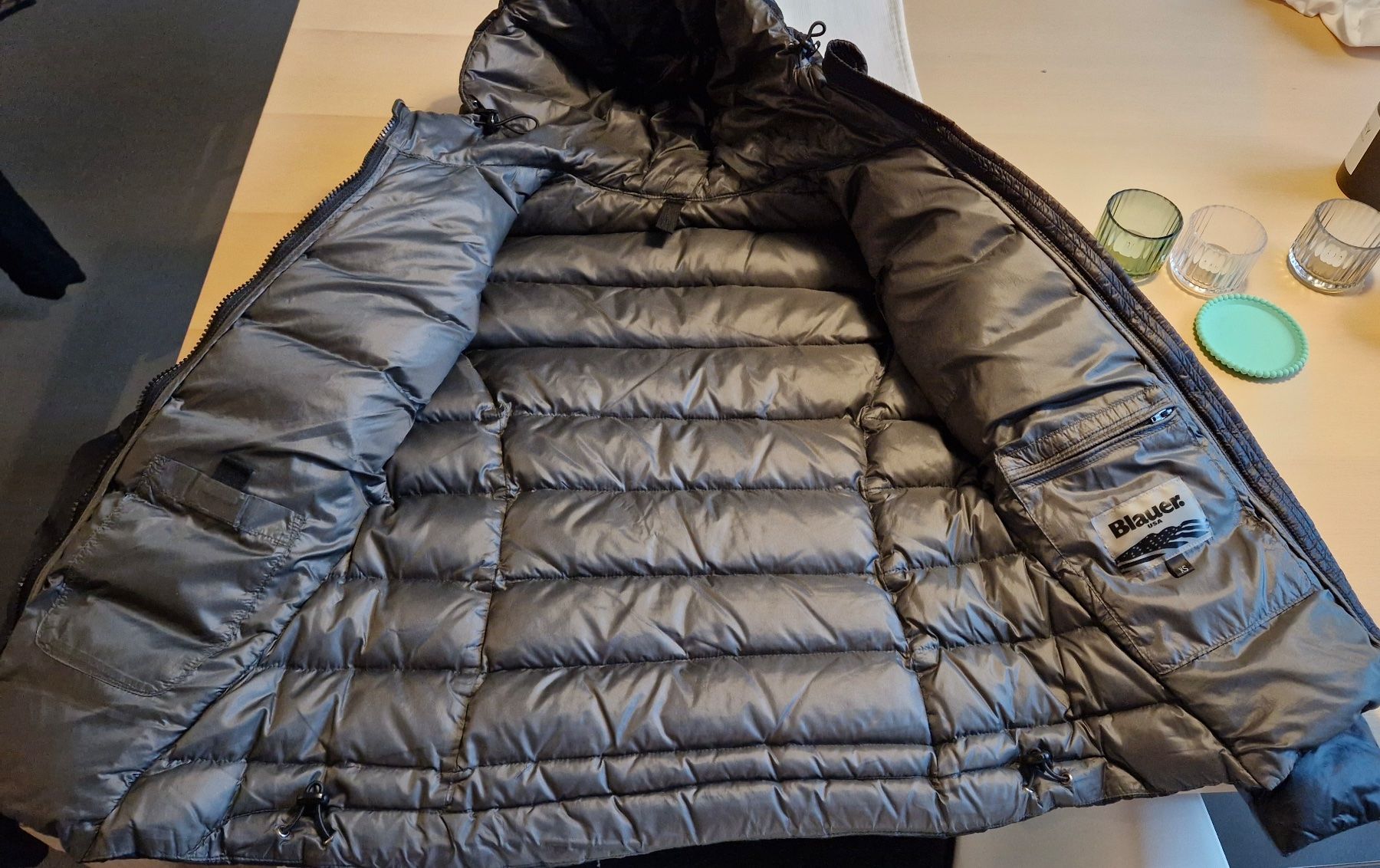 Giacche: Blauer Daunenjacke XS Schwarz – Usato da Zürich venduto da car_9vrr 1