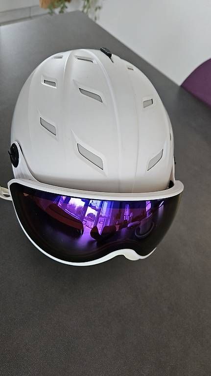 Caschi: Casque de ski femme  – Usato da Montbrelloz venduto da lodoud 3