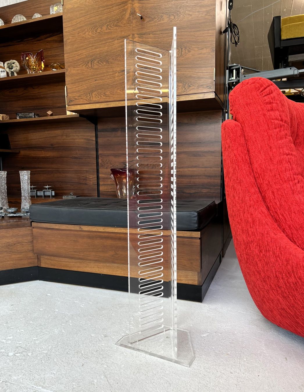Racks & Ständer: Acryl - Plexi CD-Ständer - 80er Jahre – Gebraucht aus Walzenhausen von stilvollwohnen