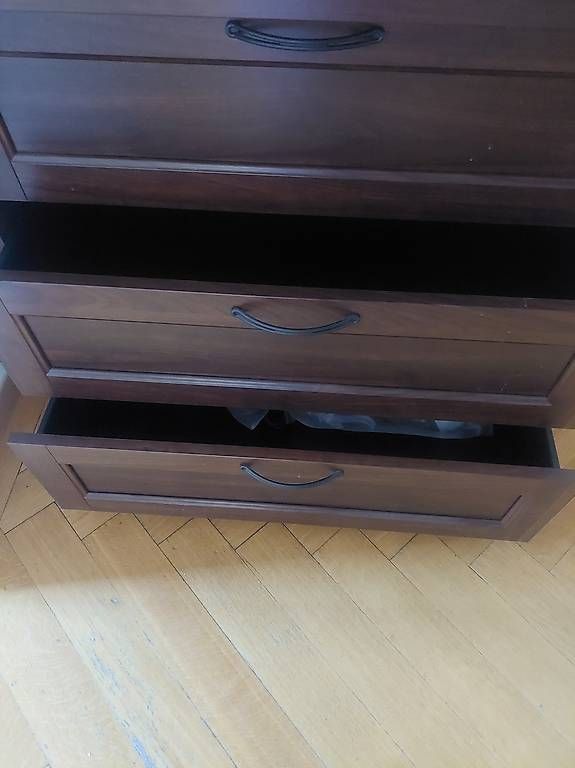 Kommoden: Commode IKEA MALM brun foncé  – Gebraucht aus Lausanne von sou_y69h 4