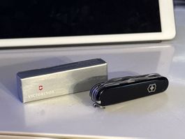 Victorinox Taschenmesser mit OVP schwarz BVB