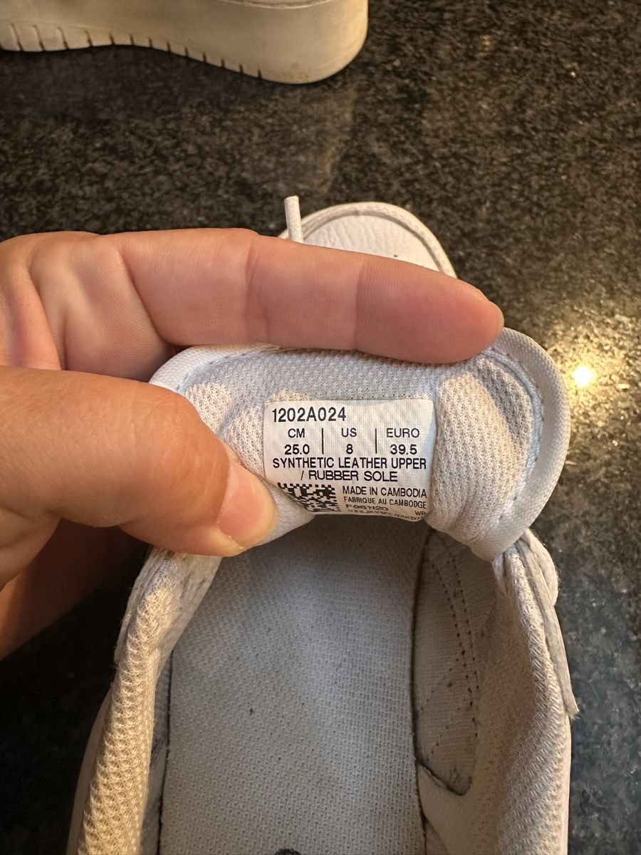 Asics Scarpe da donna: Asics Sneaker, Grösse 39.5 – Usato da Sirnach venduto da Robine1991 4