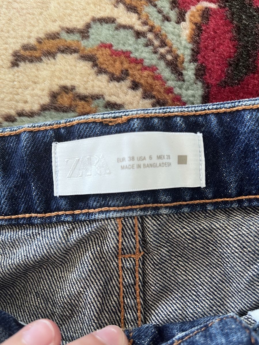 Zara Jeans: Blaue Mom-Jeans Zara Gr. 38 – Usato da Wauwil venduto da parttimehippie 1
