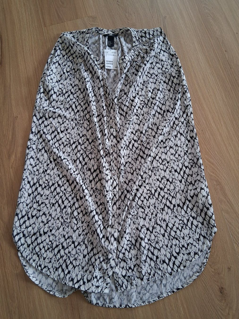 H&M Camicette: H&M ärmellose Bluse Gr. 40 neu mit Etiket – Nuovo e nell'imballaggio originale da Lengnau AG venduto da Nathi88