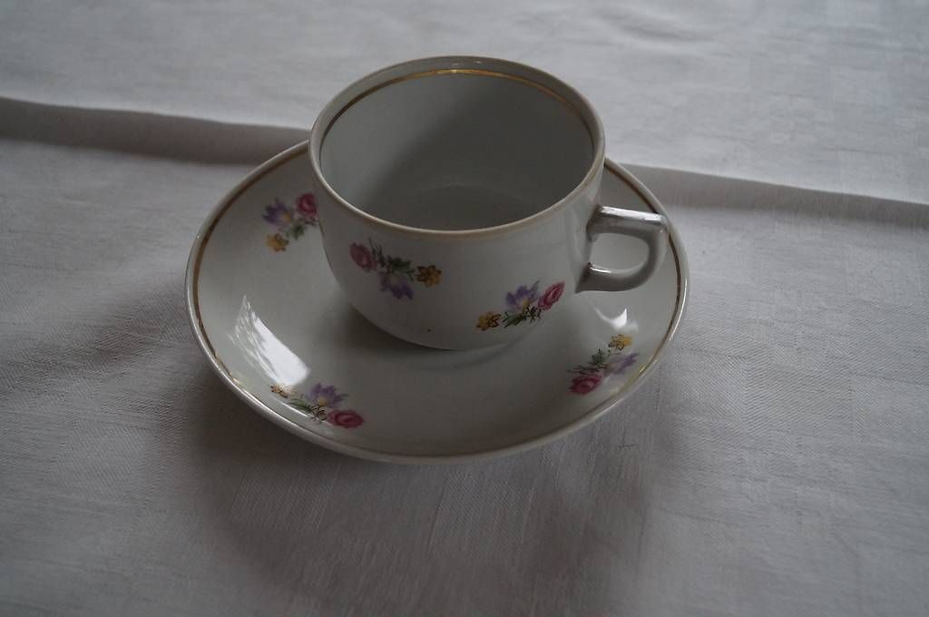 Tassen: Tasse mit Unterteller – Gebraucht aus Scheid von dirauls