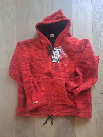 Wolljacke Boom Baba rot gefüttert Grösse M neu mit Etikett