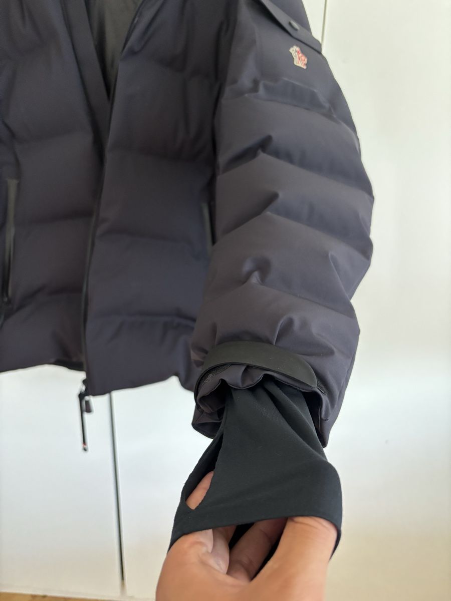 Moncler Giacche: Moncler Ski Jacket – Nuovo (secondo la descrizione) da Genève venduto da Nathanwatchch 8