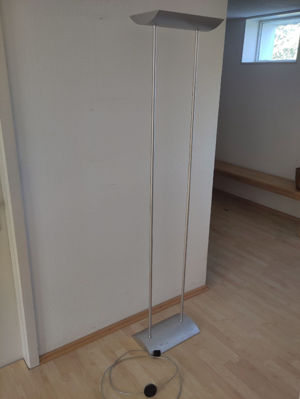 Lampes: Wohnzimmer Stehlampe – D'occasion à Fulenbach par DCD791