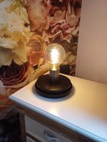 Moderne Tischlampe für gemütliche Abende, inkl. Glühbirne