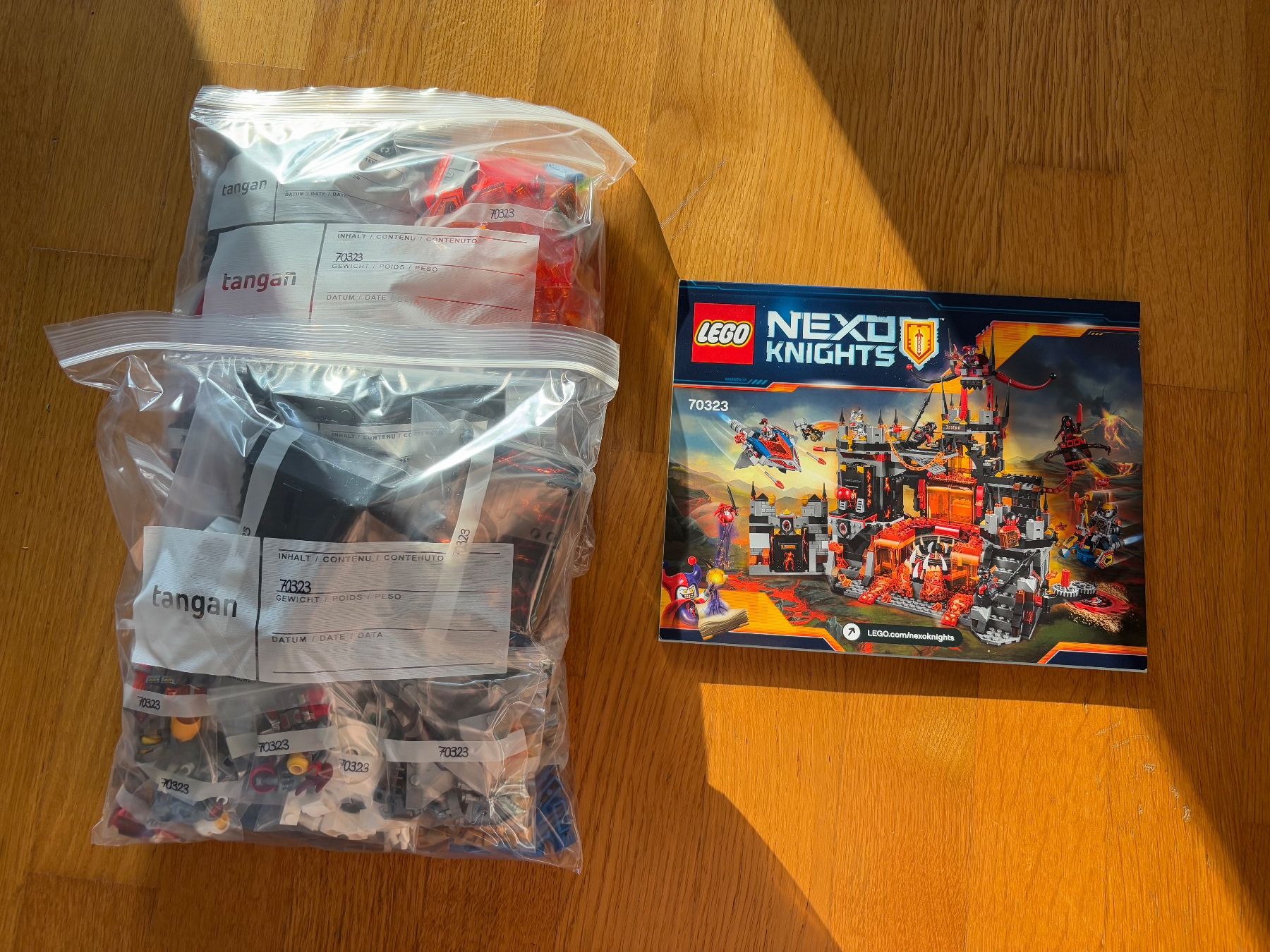 Lego Kit di costruzioni: LEGO Nexo Knights Set 70323 – Usato da Schlieren venduto da sch_df8p 1
