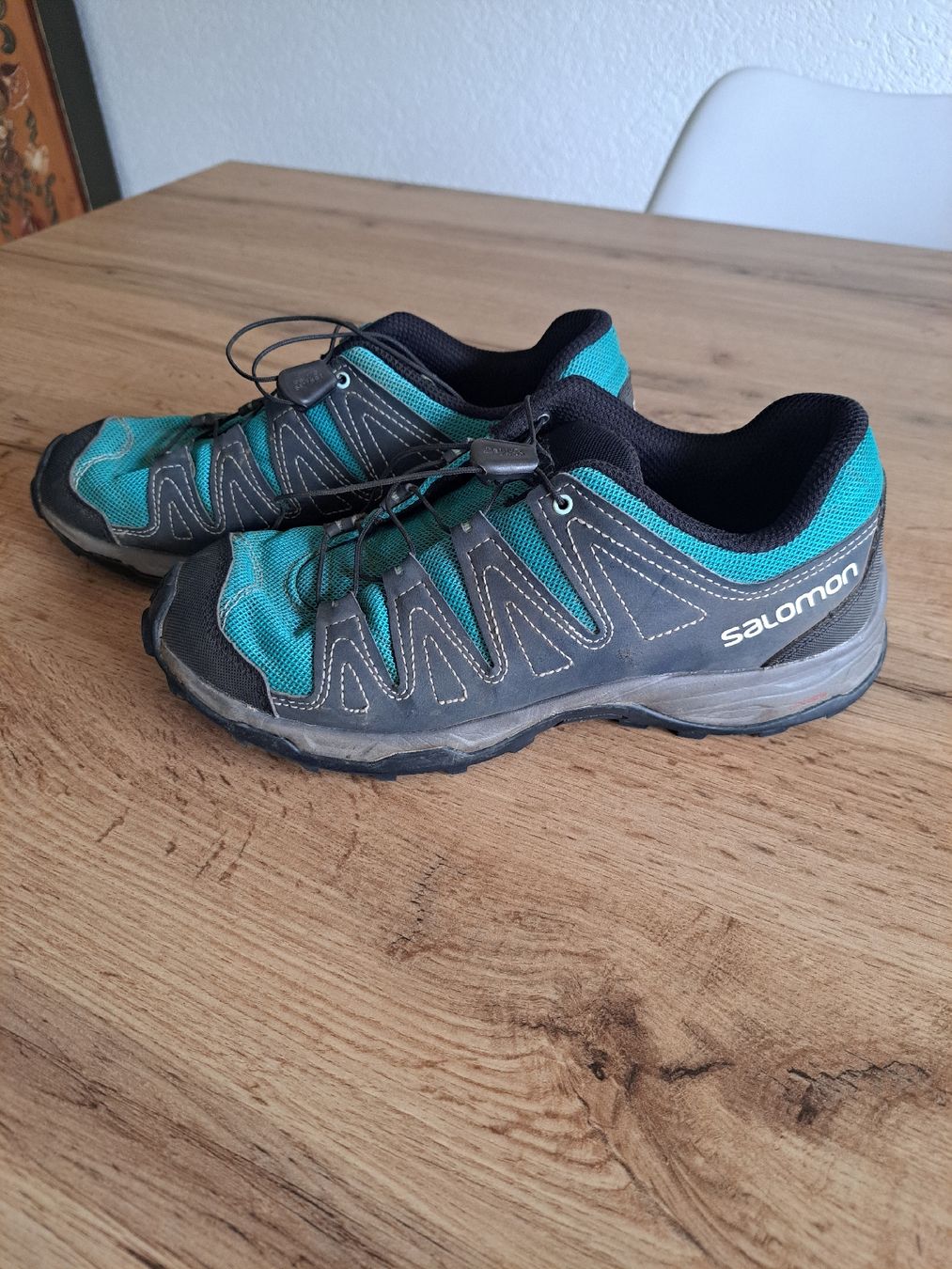 Salomon Scarpe da donna: Salomon Trekkingschuhe Gr. 38 – Usato da Grosshöchstetten venduto da Roswitha88
