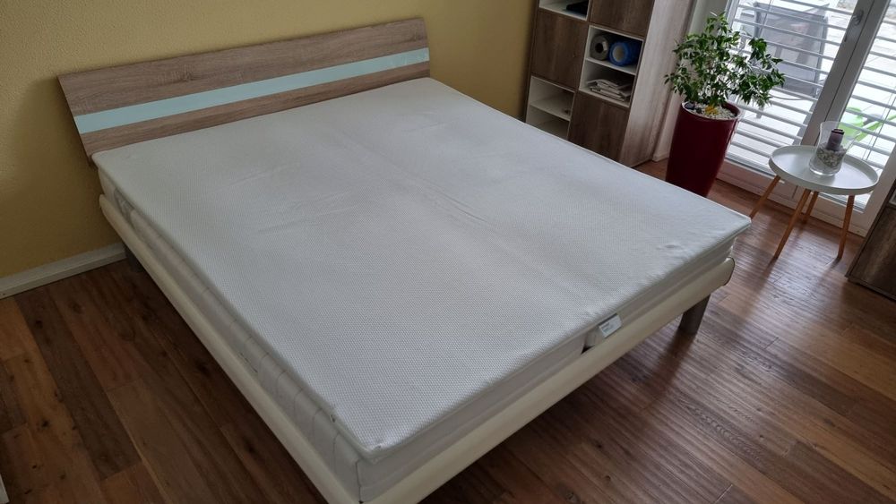 Doppelbett mit Matratzen und Topper 200 x 180cm Kaufen auf Ricardo