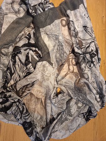Schal My Accessories grau schwarz mit Blumenmuster