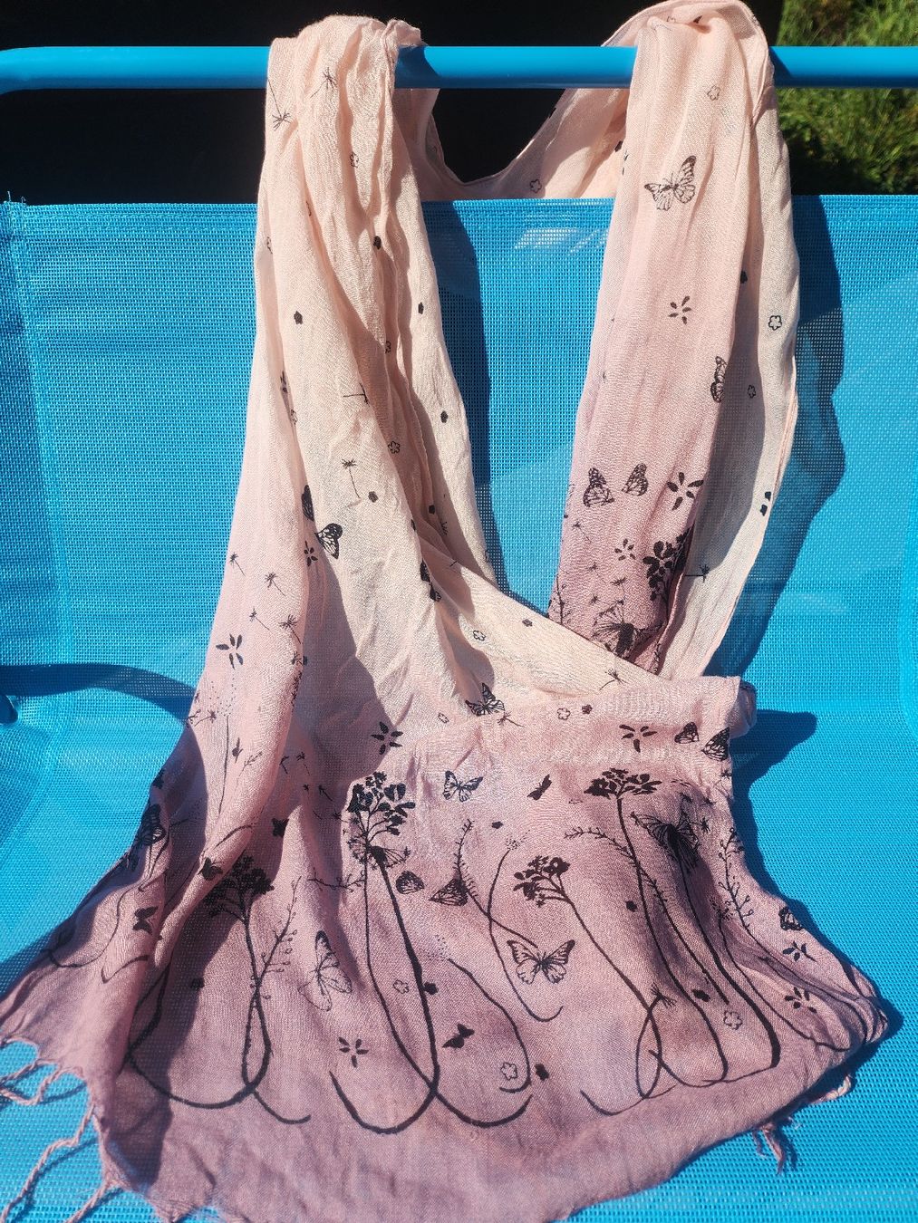 Foulards, Tücher & Schals: Leichter Sommerschal, floral – Gebraucht aus Forch von ang_bhq6