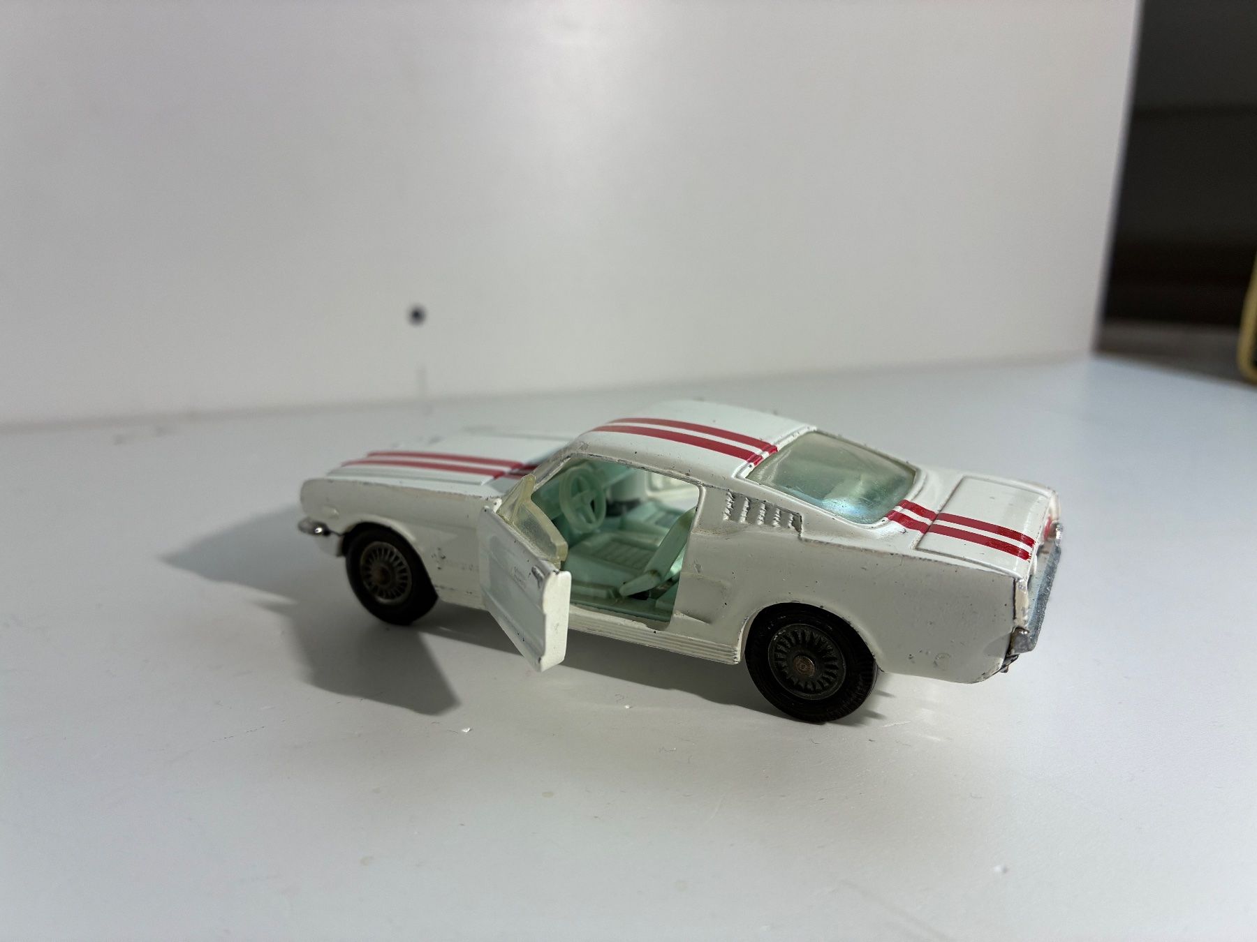Corgi Toys Modellautos: Corgi Mustang – Gebraucht aus Gümmenen von Supererland 3