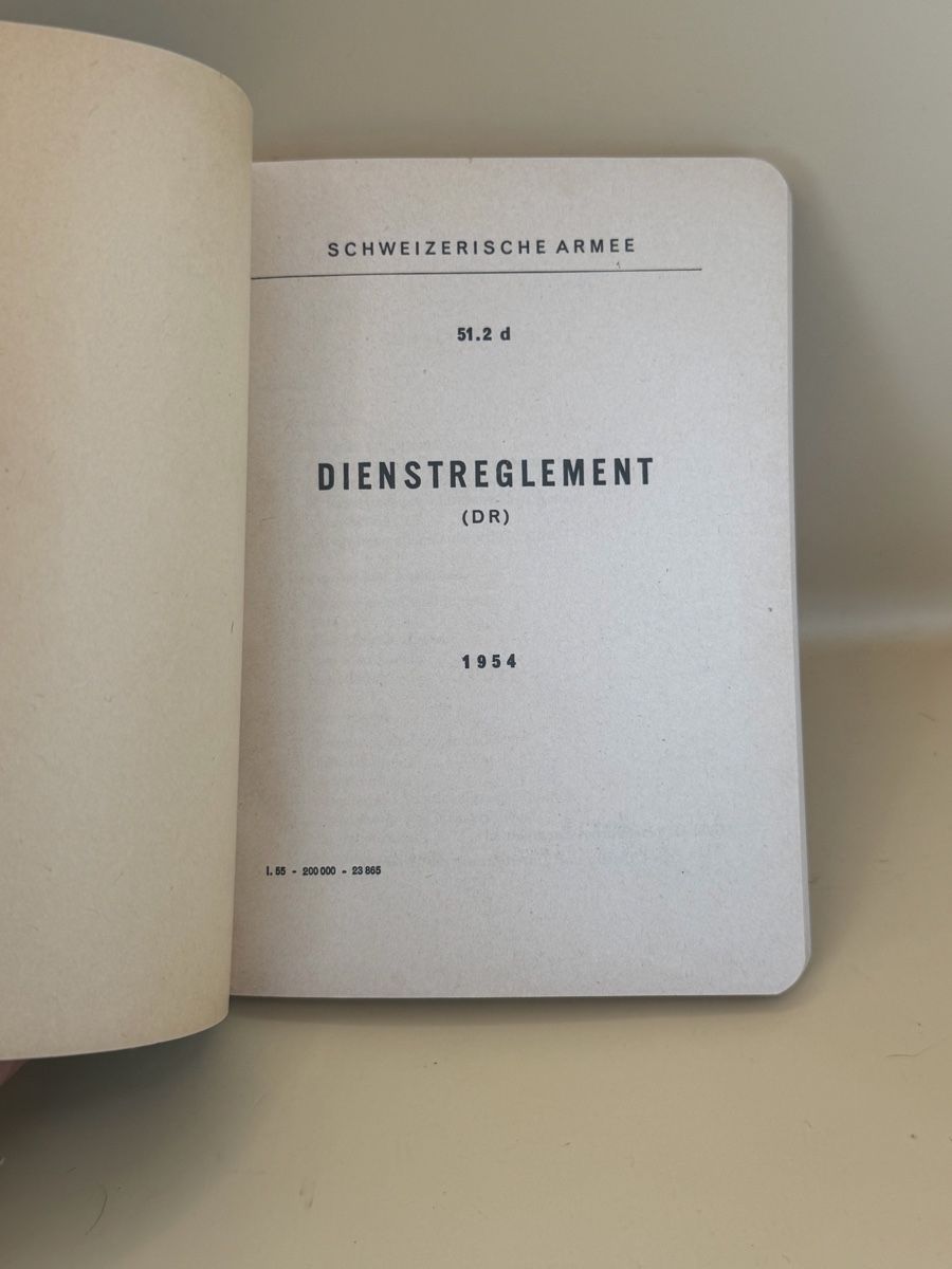 Bücher: Dienstreglement DR 1954 Schweizer Armee Original – Gebraucht aus Genève von sho_67qj 2