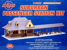 Spur 0 Station / Bahnhof mit Bahnsteig, Bausatz von Atlas