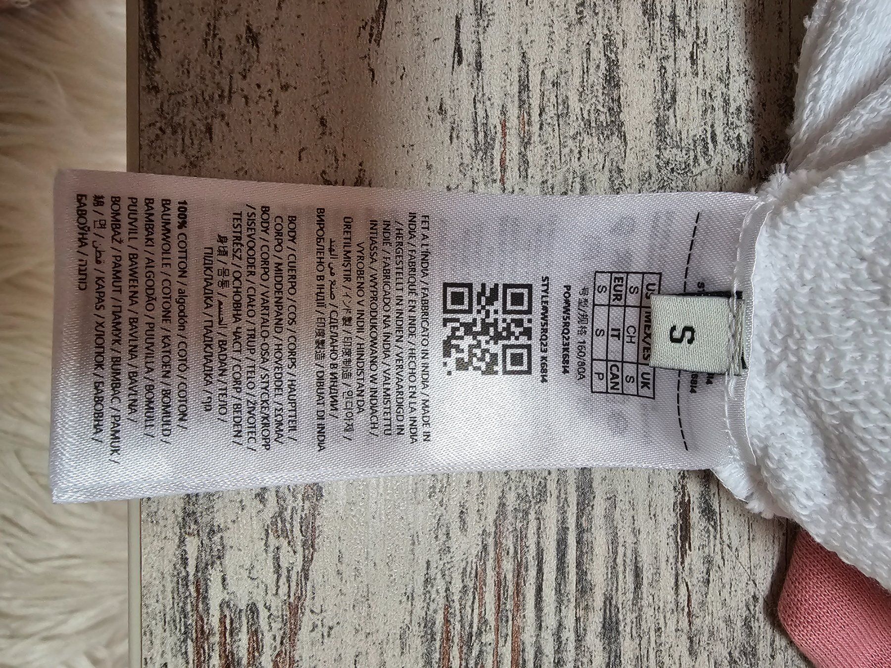 Guess Maglioni & Felpe: Pullover Guess, Gr. S – Usato da Steinebrunn venduto da sassi31 3