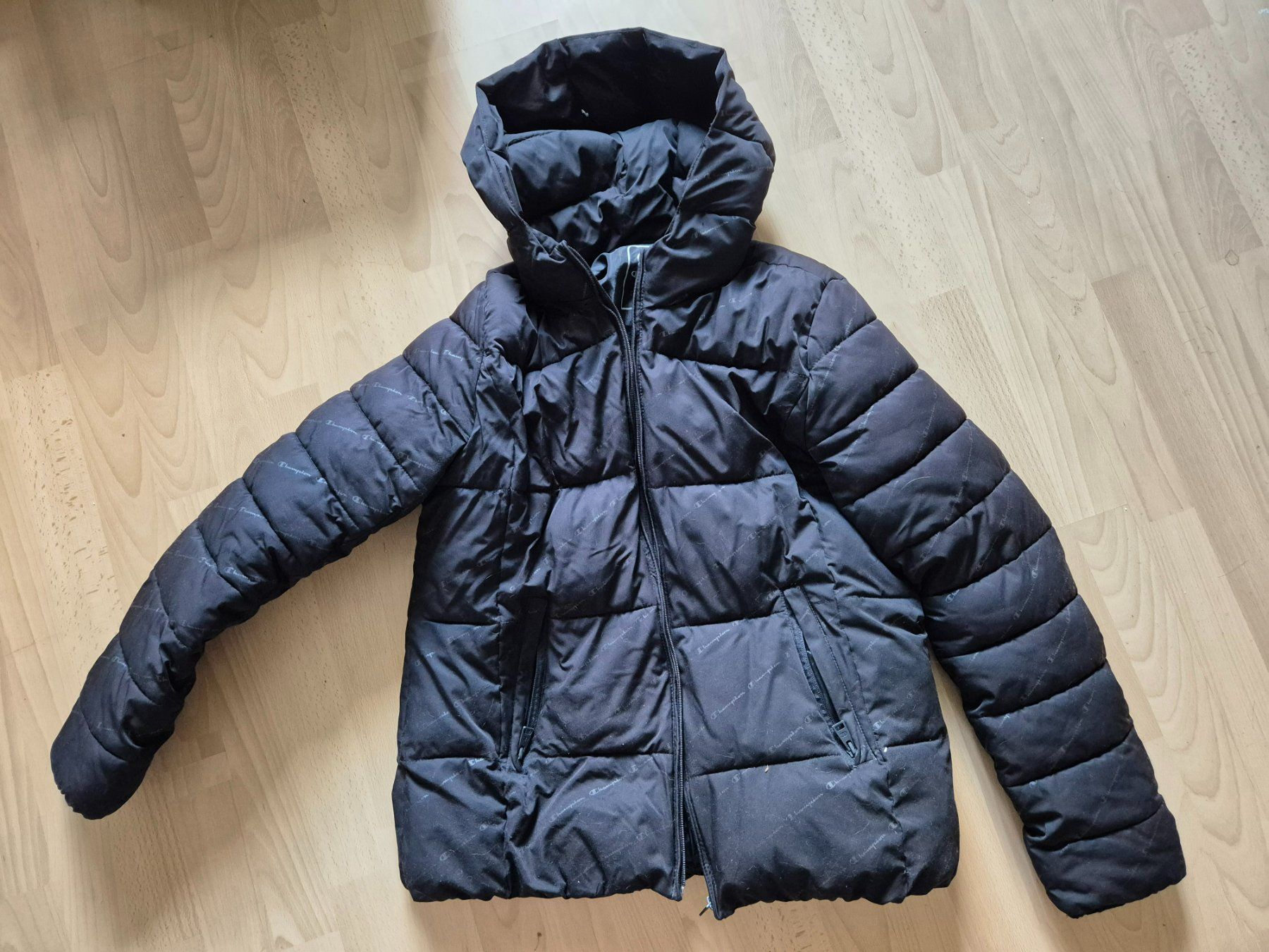Champion Giacche: Windjacke Champion Grösse XL schwarz – Usato da Glattfelden venduto da ehschenker
