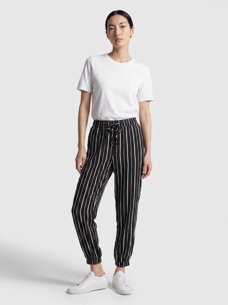 Pantaloni: Damen Hose gestreift Grösse 38 /M – Usato da Uster venduto da Jessicajjk