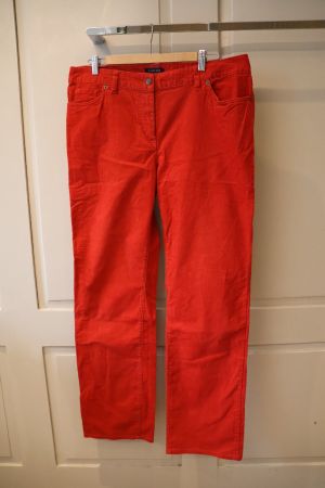 Rote Cordhose von Lands' End