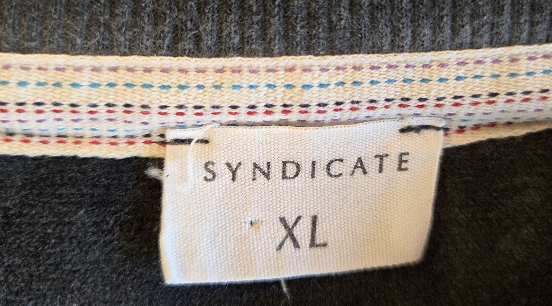Maglioni & Felpe: Pullover Gr. XL gekauft bei Nile – Nuovo (secondo la descrizione) da Balsthal venduto da Chribo 2