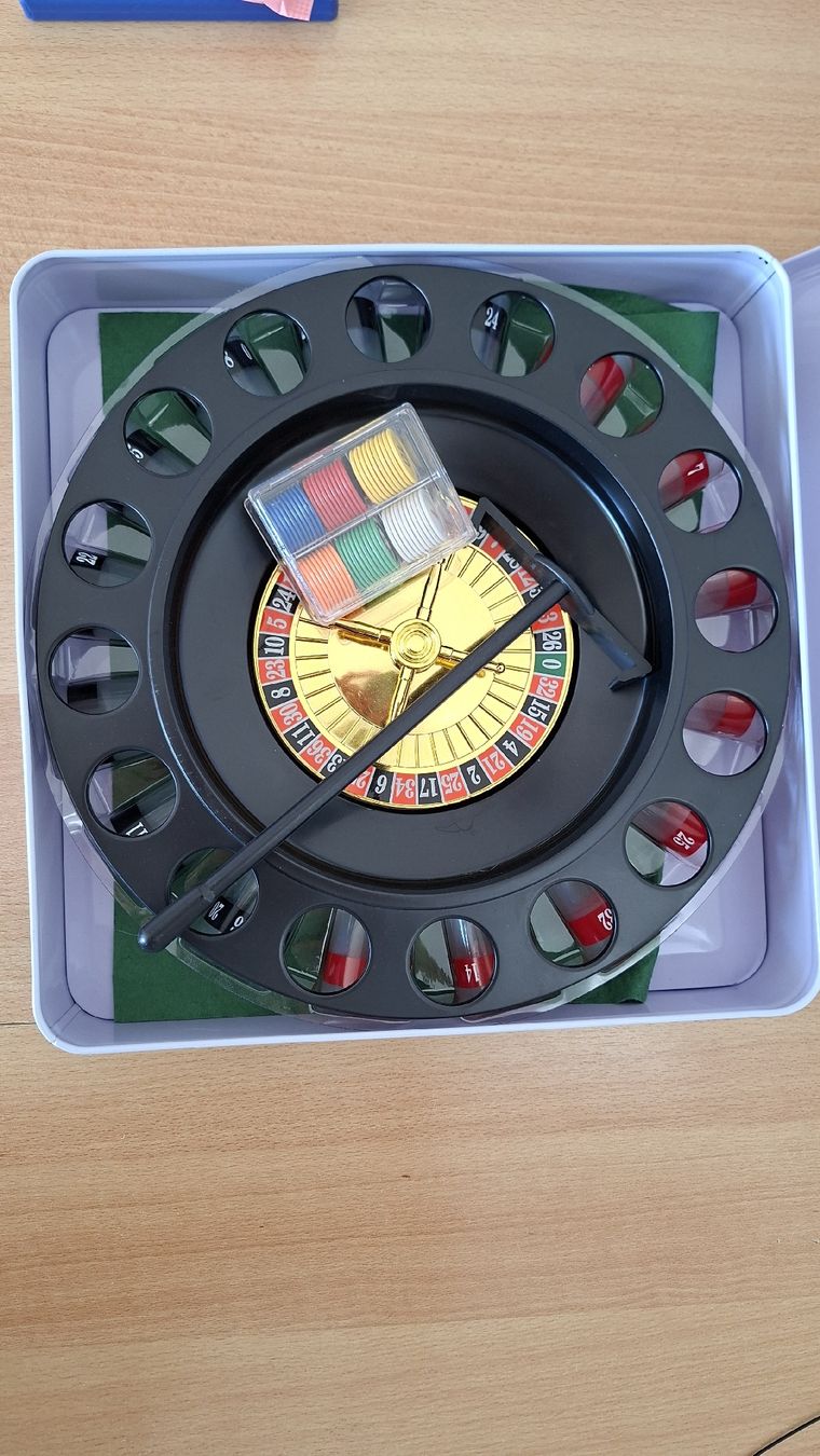 Spiele: Jeu à boire - roulette – Gebraucht aus Neuchâtel von ludo1234