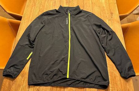 Reebok SPEEDWICK Laufjacke - neu und ungetragen - Grösse XL