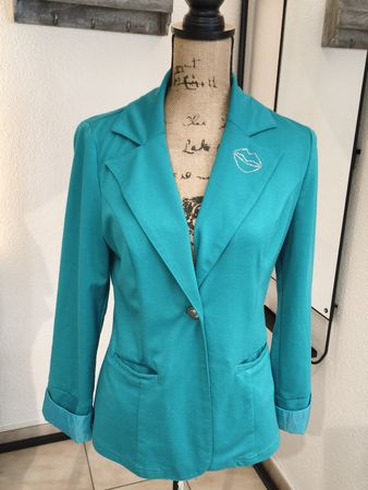 Blazer Melrose türkis mit Lippendekor Grösse 38 neuwertig