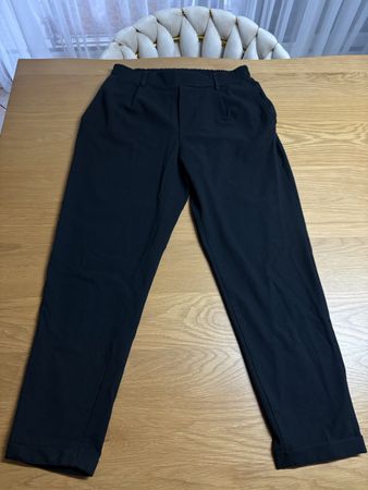 Pantaloni neri  Bershka taglia L 