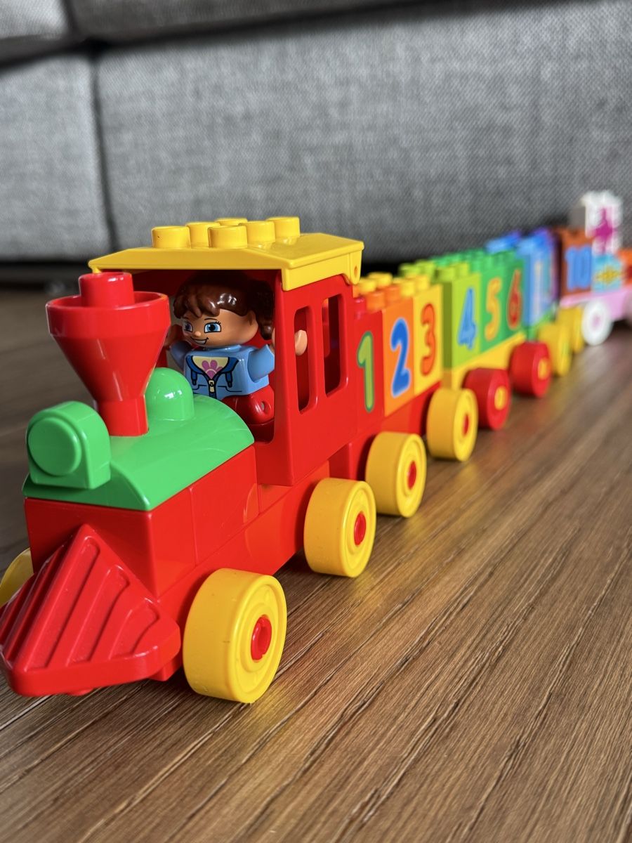 Lego Jouets: Diverse Lego Duplo Teile  – D'occasion à Uitikon Waldegg par Natalie.Lue 1