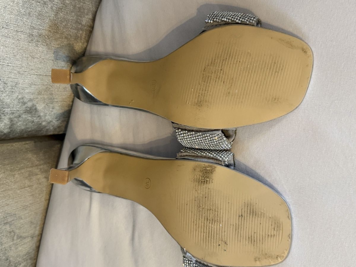 Scarpe da donna: Silberne Heels mit Strass – Nuovo (secondo la descrizione) da Tennwil venduto da Zaylaaa 4