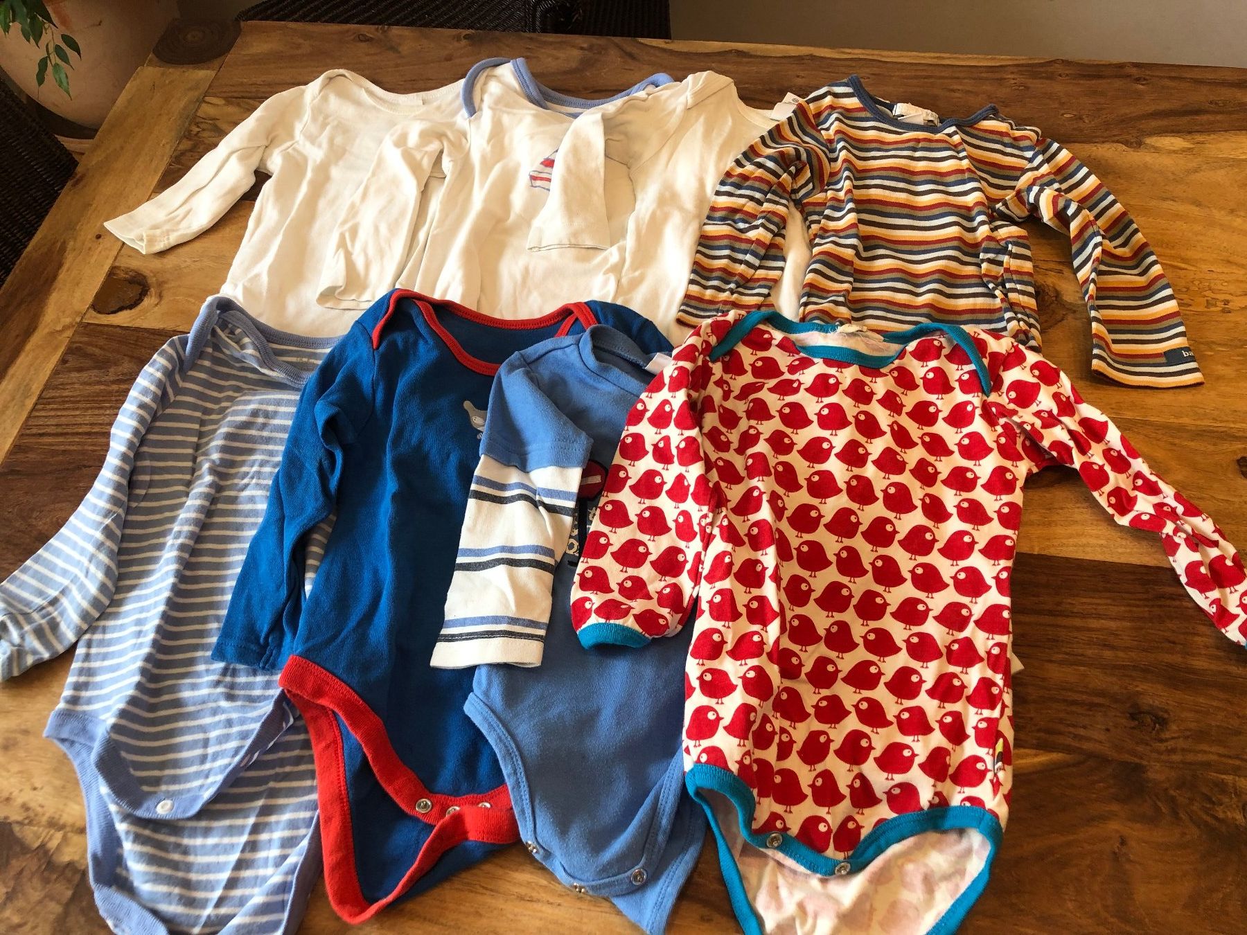 Lotti di vestiti: Kinder Kleiderpaket 74 – Usato da Winterthur venduto da Shahrudin 2