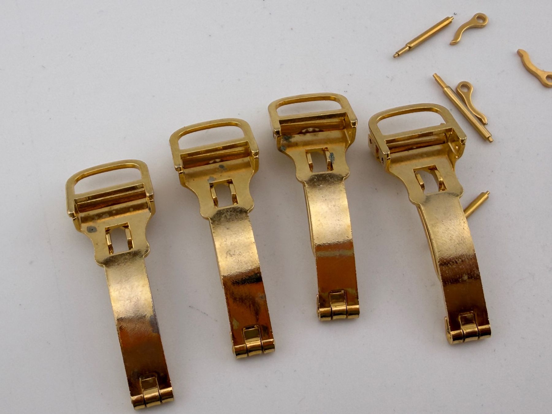 Orologi: Lot de boucle pour récupérer les pièces – Difettoso da Biel/Bienne venduto da MrP_WatchesBiel