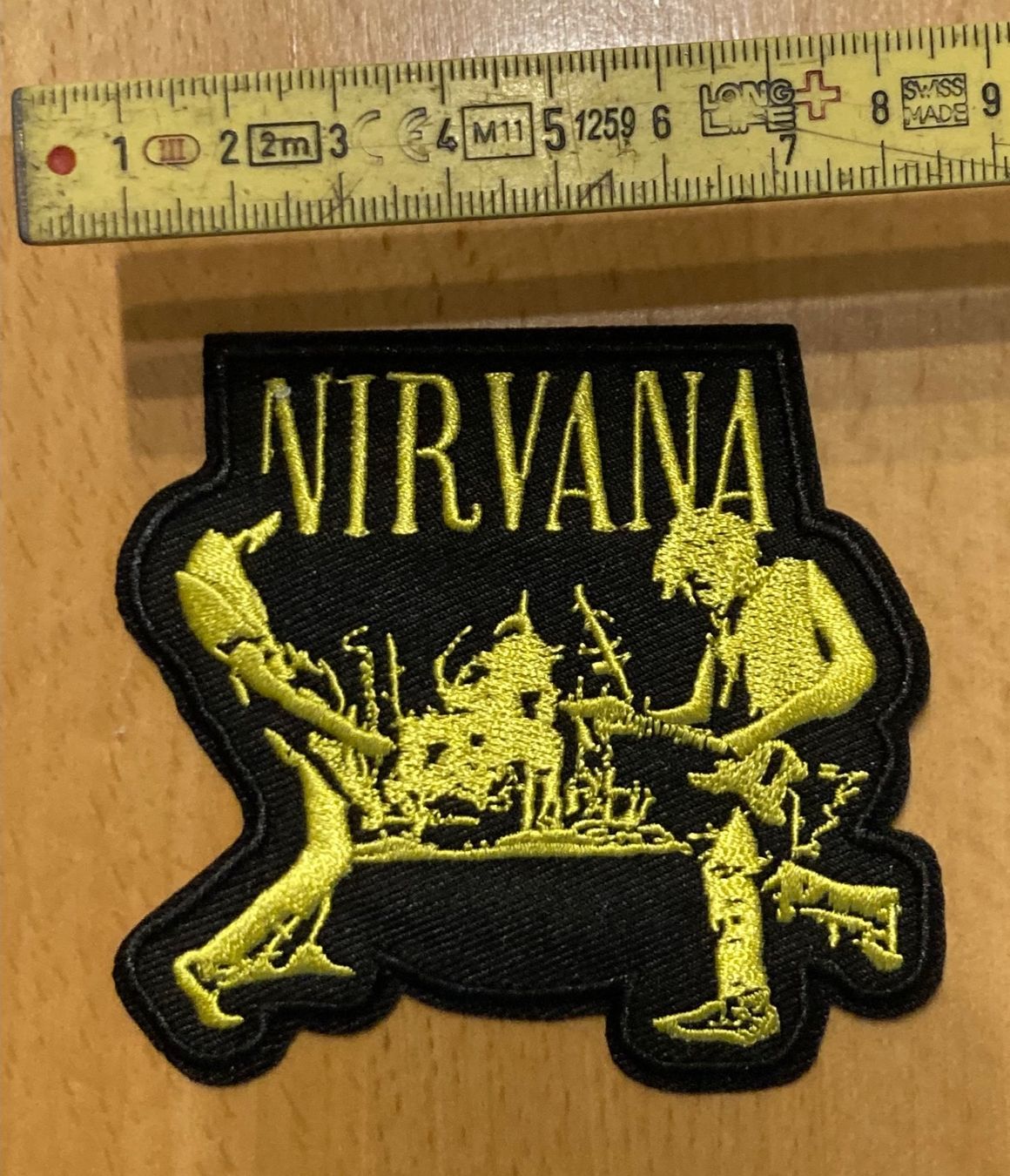 Toppe: Nirvana Patch Aufnäher Rock Punk Metal 9 – Nuovo (secondo la descrizione) da Horn venduto da abutre72