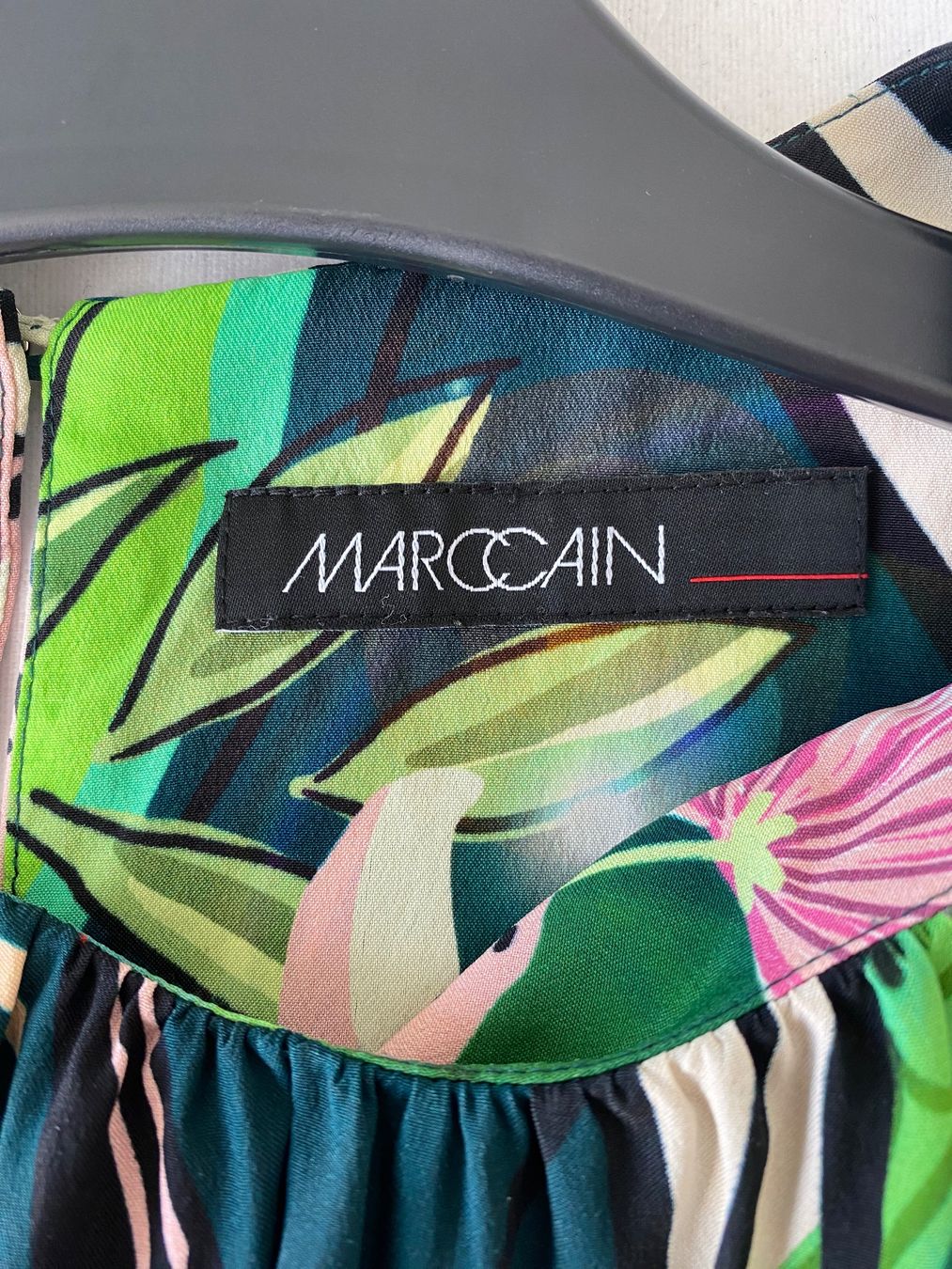 Marc Cain Camicette: Marc Cain Bluse mit Seide, Grösse 34 – Nuovo (secondo la descrizione) da Winterthur venduto da marisole4 8