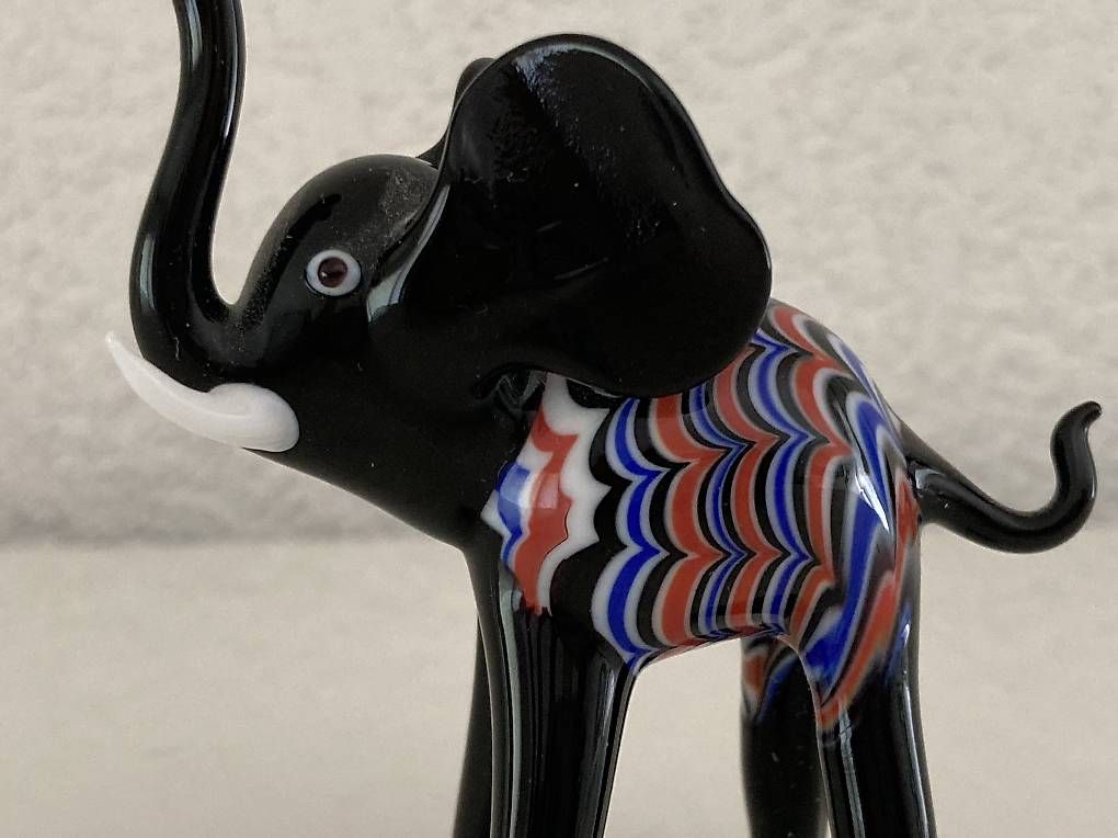 Figurines: Petit Éléphant en verre de Murano – D'occasion à Bex par IdaComina