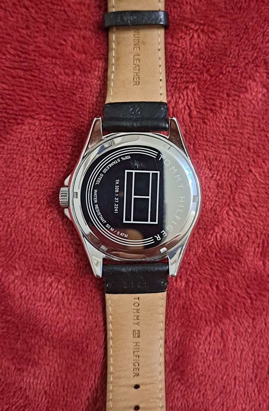 Tommy Hilfiger Uhren: Tommy hilfiger multifonction Erik 46mm, état impeccable – Neu (gemäss Beschreibung) aus Clarens von mig_f5z9 4
